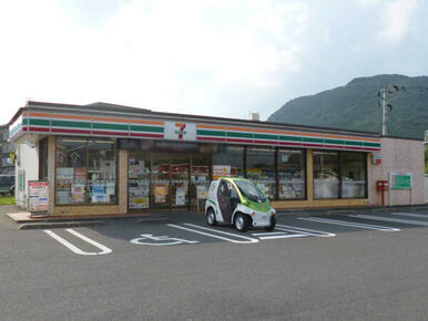 セブンイレブン武雄川良店