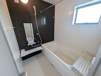 一日の終わりはバスタイムでリラックス。お湯でぽっかぽかに温まって快眠を（3号棟）