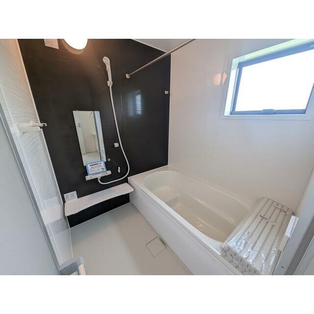 一日の終わりはバスタイムでリラックス。お湯でぽっかぽかに温まって快眠を（3号棟）