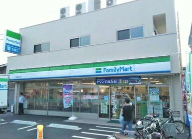 ファミリーマート 東寺尾中台店