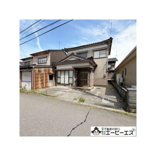 現在、建物が建っていますが解体更地渡しとなります