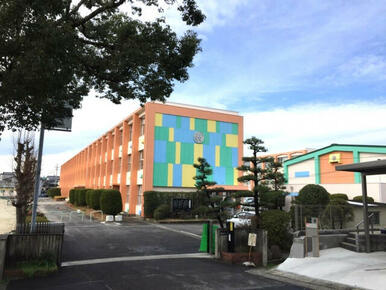 城山小学校