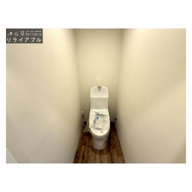 温水洗浄便座のトイレ