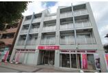 情報提供会社
