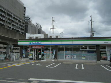 ファミリーマート口星田駅東店