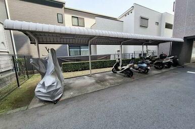バイク置き場