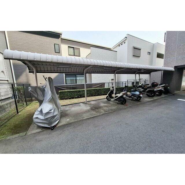 バイク置き場