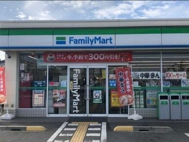 ファミリーマート加古川新野辺