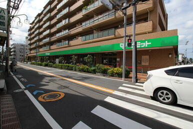 サミットストア深沢坂上店