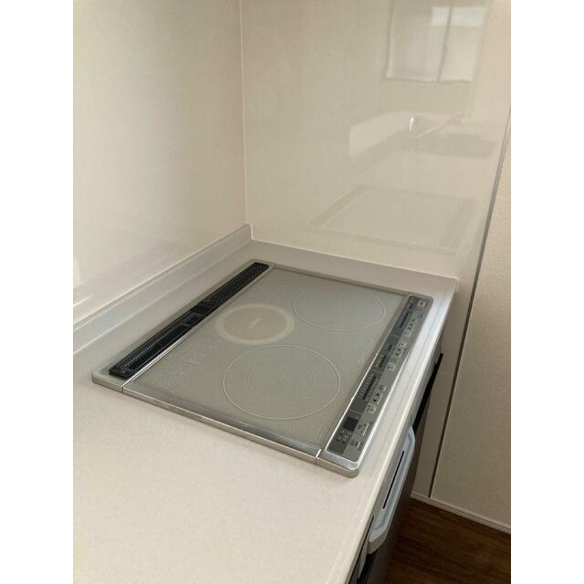 お手入れがしやすく熱効率のいいIH採用（2号棟）