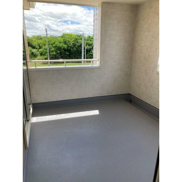 移ろいゆく季節の風をこのバルコニーで感じて（4号棟）