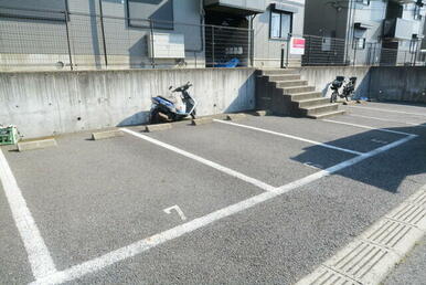 敷地内駐車場※要空き確認