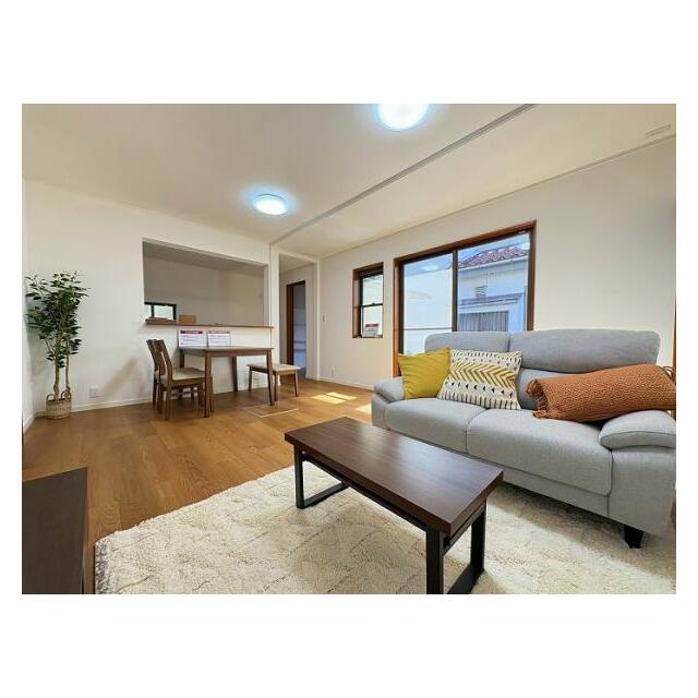 「LDK」ニトリ家具・エアコン1台設置済み物件です。お引越し費用負担も少なくお得です。