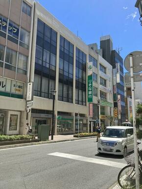 りそな銀行市川支店