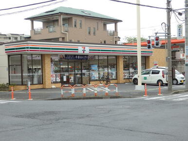 セブンイレブン足立大谷田店