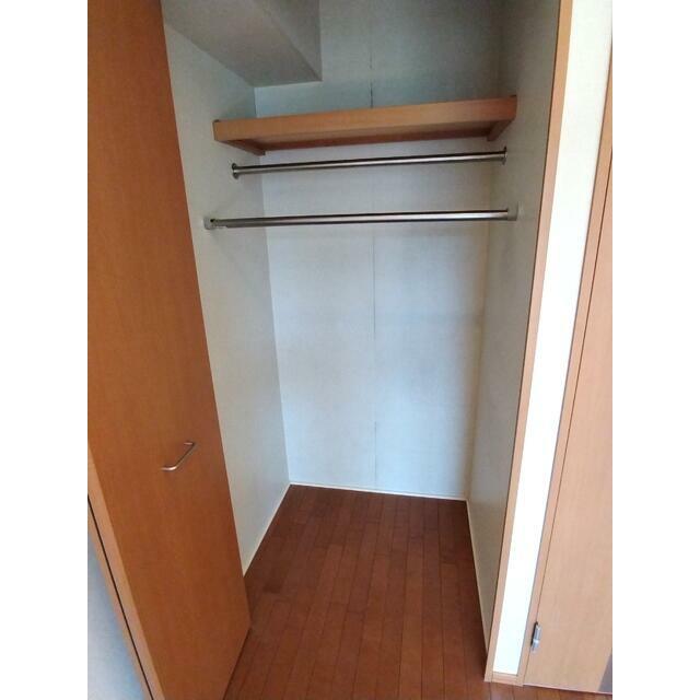 クローゼット収納