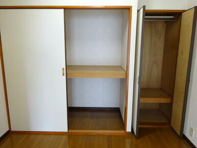 衣類や布団もしっかり収納できます