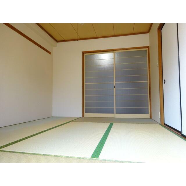 布団派にはおすすめの畳のお部屋です