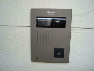 カメラ付インターホン