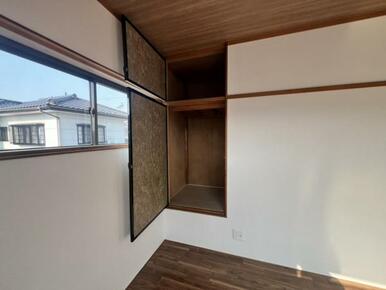 消耗品のストックなど、使い方様々な収納スペース！