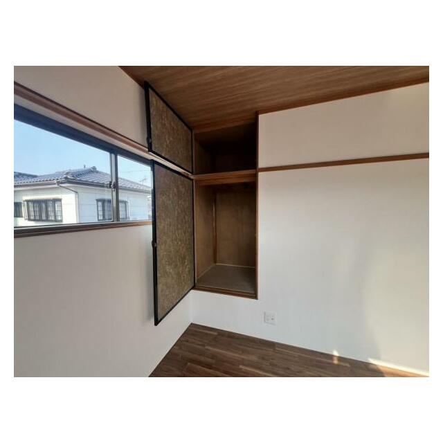 消耗品のストックなど、使い方様々な収納スペース！