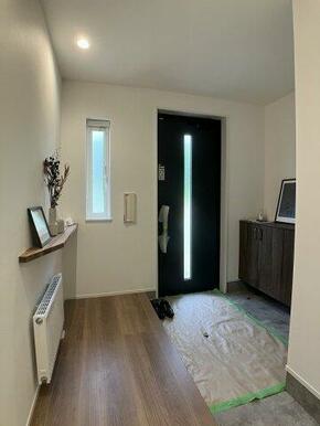 明るく広々とした玄関♪