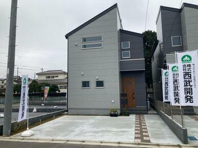 日を重ねるごとにこの佇まいに愛着が湧いてきそう（10号棟）