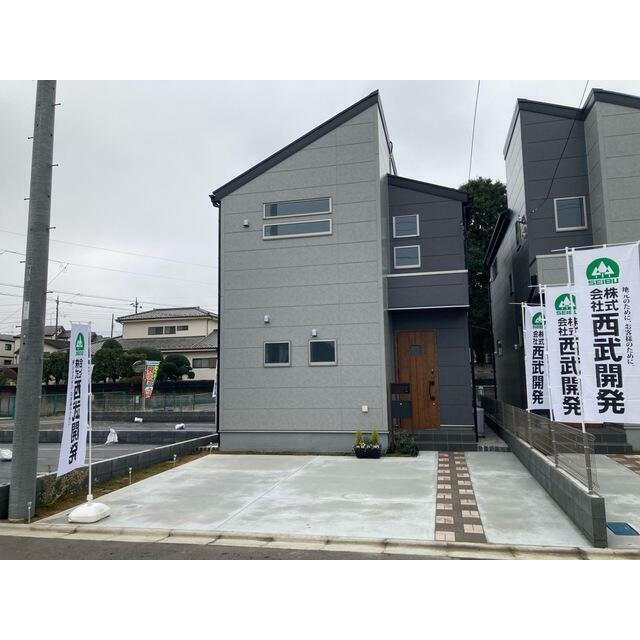 日を重ねるごとにこの佇まいに愛着が湧いてきそう（10号棟）