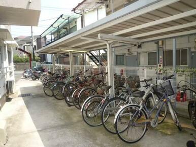 駐輪場　大型バイクも無料で駐輪可★