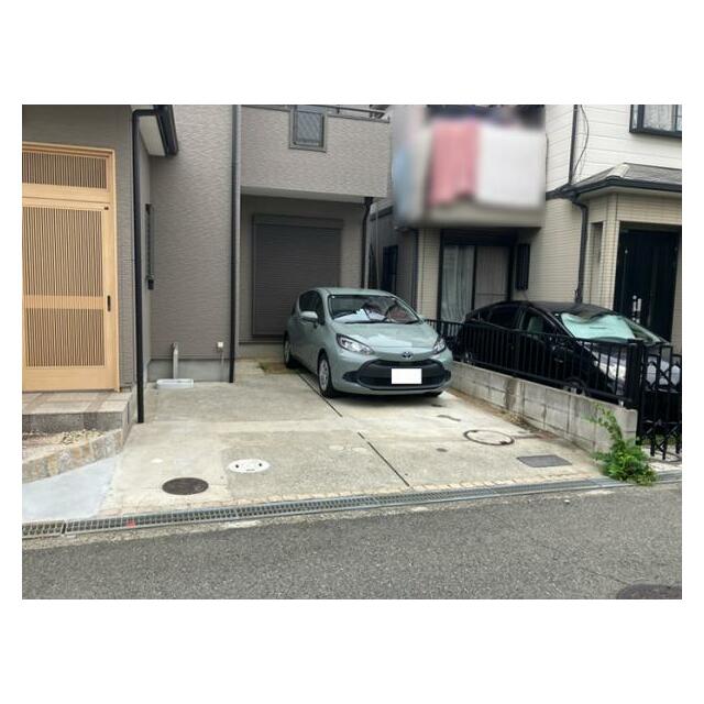 車種により2台停められます1