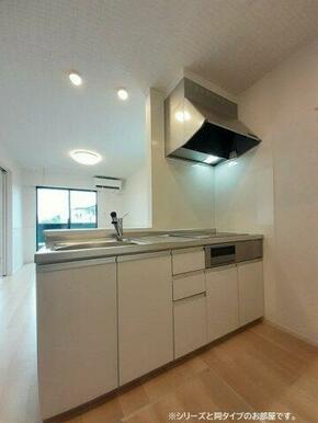 コンパクトなキッチンで掃除もラクラク