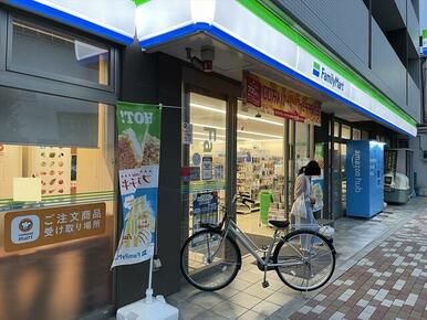 ファミリーマート江古田日芸前店