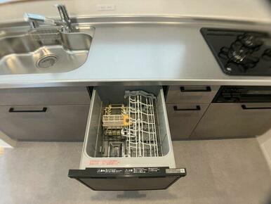 キッチンでお料理をお楽しみください♪後片付けも楽ちん♪