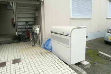敷地内ゴミ置場