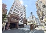 情報提供会社