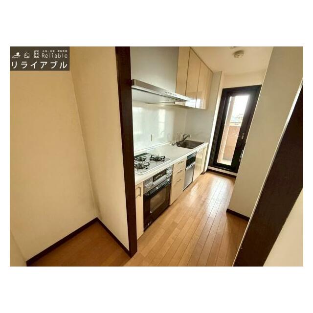 キッチンは調理に集中できる空間♪