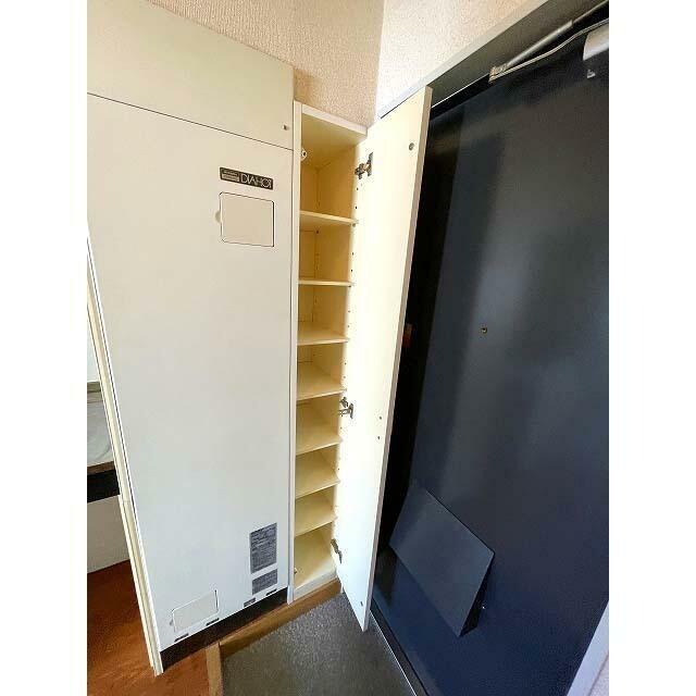 シューズボックス付き