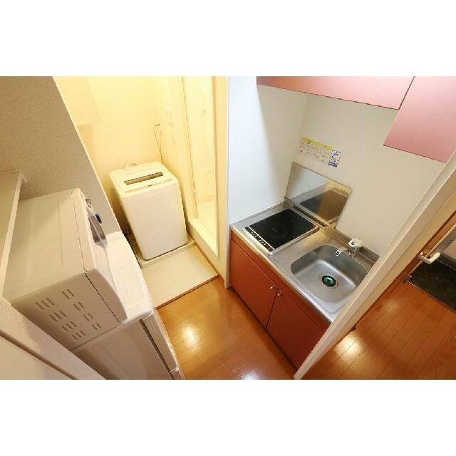 大型家具家電付きにより初めての一人暮らしの方も安心