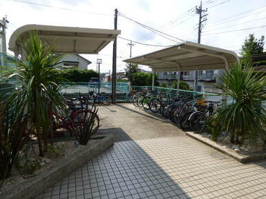 ★敷地内に駐輪場あります★