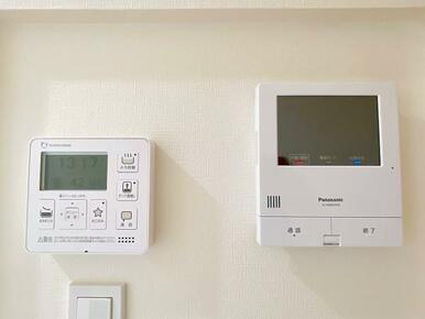 インターホンモニター