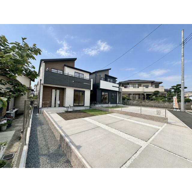 外観写真 （左から1号棟、2号棟）