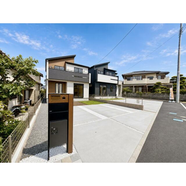 外観写真 （左から1号棟、2号棟）