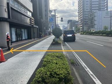 バイク置き場までのアプローチ②