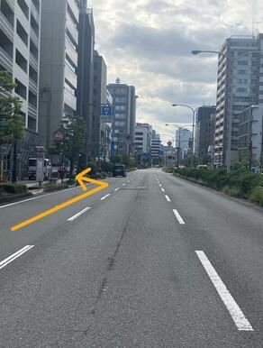 バイク置き場までのアプローチ①