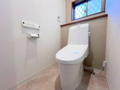 「トイレ」1階、2階ともに新品交換済みです