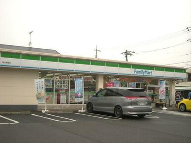 ファミリーマート岡山兼基店