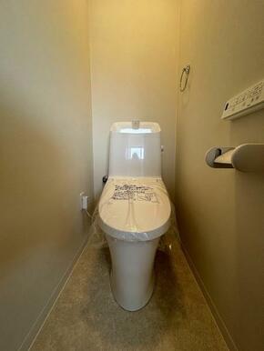 トイレ2