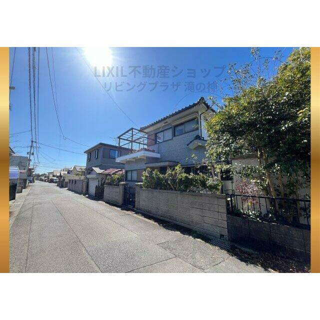 閑静な住宅地である西伊敷でも利便性の良い人気エリアです。