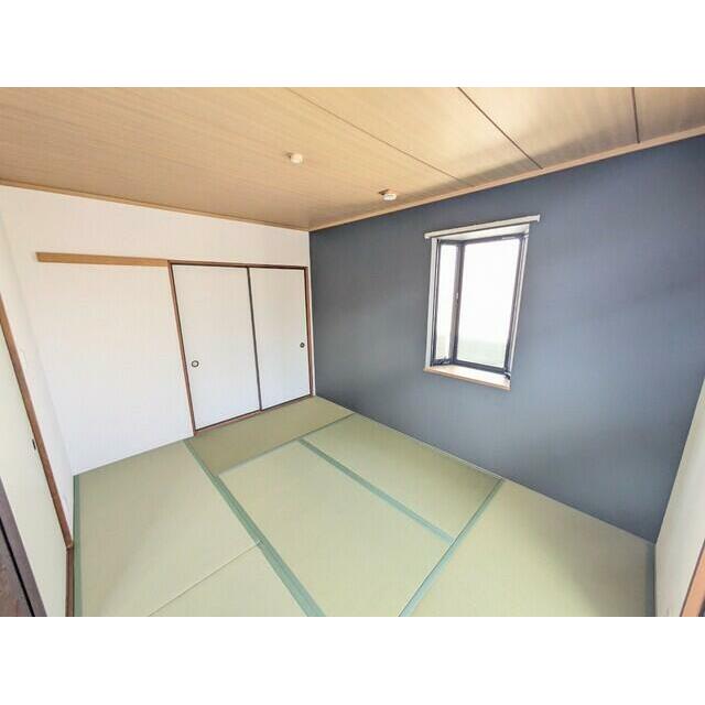 ★★南側、6帖の和室です♪★★