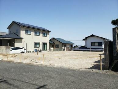 壱岐小学校まで徒歩１０分でお子様の登下校も安心♪